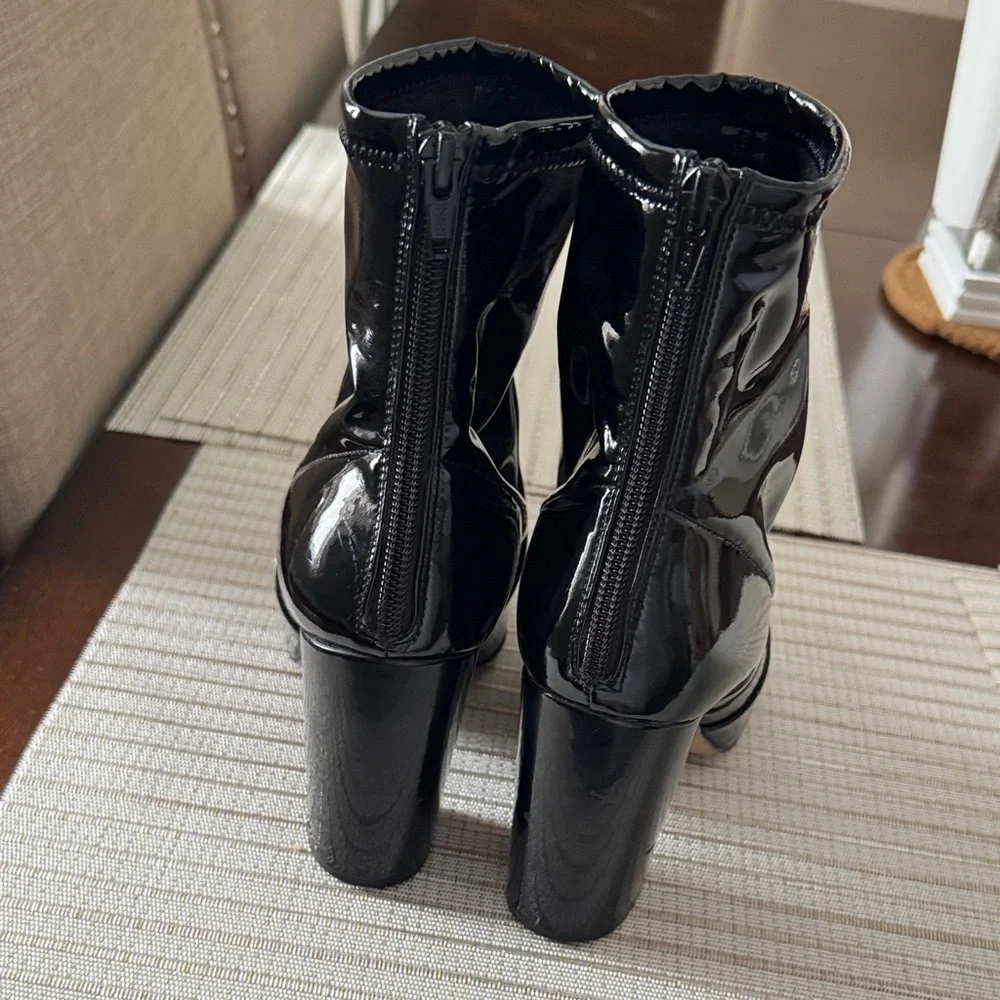 Aldo Black Patent Block Heel Ankle Booties